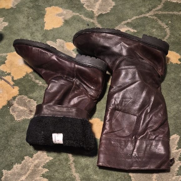 Orvis Shoes - Brown Leather Shearling-Lined Boots